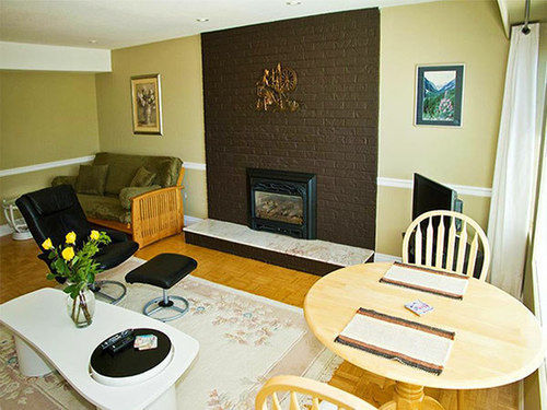 Mountain Bed & Breakfast North Vancouver Exterior foto